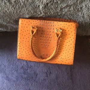 Women’s handbag